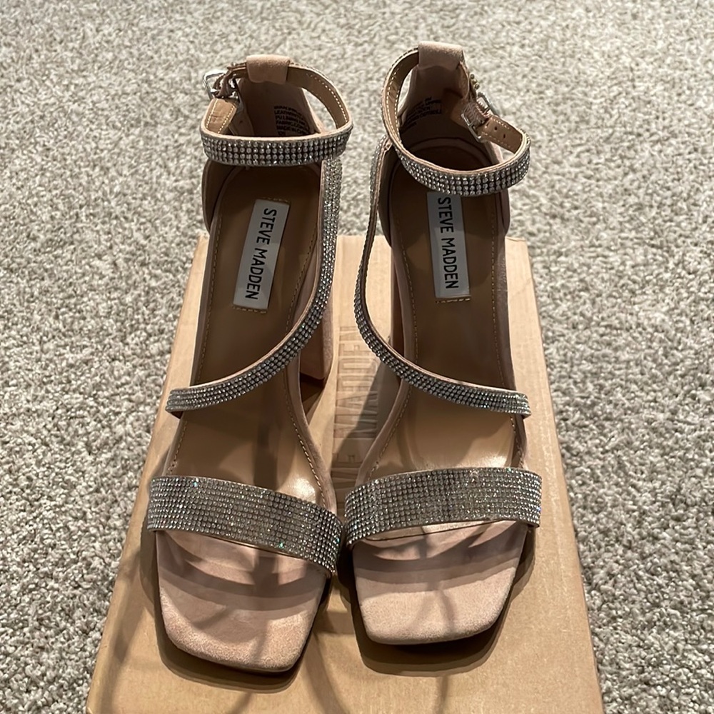 Steve Madden dressy block heel- like new w/ box size 8